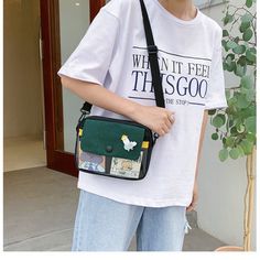 Size:17x21x5.5cm Brand Name: CyflymderShape: FLAPPlace Of Origin: HE BEI ProvinceHandbags Type: Messenger BagsOrigin: CN(Origin)Main Material: CanvasClosure Type: zipperStyle: FashionLining Material: PolyesterGender: WOMENPattern Type: CartoonNumber of Handles/Straps: SingleDecoration: Cartoon Printing Formal Christmas Dress, Formal Dress Pants, Anime Tote Bag, Halloween Jacket, Nana Anime, Vinyl Display, Fashion Kawaii, Crossbody Bags For Women, Japanese Cartoon