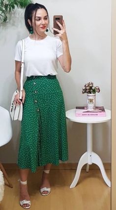 Look Hippie Chic, Skirt Trends, Mode Casual, Polka Dot Skirt, Dot Skirt, Mode Hijab, Outfit Casual