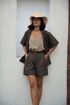 Brown Safari Shorts Bare, Brown, Cotton, Fitted At Waist, Hemp, Organic, Solids Kamakhyaa Casual Safari Outfit, Jungle Outfit Ideas, Safari Fits, Safari Outfit Ideas, Jungle Safari Outfit Women, Safari Fashion Women, African Safari Outfit, Safari Outfit Women, Moda Safari