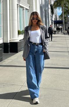 Wide Leg Jeans Outfit, Chic Winter Style, Ootd Winter, Cold Weather Fashion, Cold Weather Outfits, Cozy Outfit, Fashion Seasons, Winter Fashion Outfits