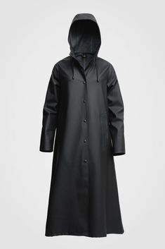 Mosebacke Long Black - Stutterheim (USA) Raincoat Photoshoot, Black Rain Coat, Long Raincoat, Rains Long Jacket, Black Raincoat, Long Rain Coat, Side Business, Long Parka, Long Cut