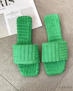 Lasaky - Stylish Minimalist Green Cotton Slippers: Comfortable Towel Material, Flat Bottom, and Square Outward-Facing Toe Yellow Fits, Streamline Design, Spring Fashion Outfits, Luxury Towels, Green Rose, Soft Towels, Color Lines, Toe Designs, Rubber Heels