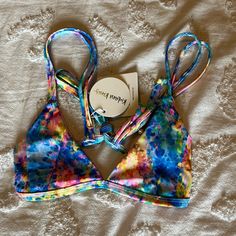 Fixed Scoop Top From Kulani Kinis In Color Cupids Candy. New With Tags!!! Triangle Swimsuit Top, Scoop Top, Triangle Swimsuit, Halter Bralette, Strapless Bandeau, Swimsuit Tops, Womens Swim, Flamingo, Pink Blue