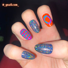 Elevate your nail game with these retro glam holographic 3D press on nails. Achieve that trendy, sophisticated look in minutes with GNAIL press on nails! :) Get started with a sizing kit and have a ready to wear gel manicure any day of the week. Manicure, Nails