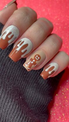 Gel Nail Christmas Designs Holidays, Gingerbread Men Nail Art, Gingerbread Cookies Nails, Christmas Nail Gingerbread, Fall Christmas Nail Designs, Gingerbread Acrylic Nails, Men’s Christmas Nails, Sugar Cookie Nails, Gingerbread Men Nails