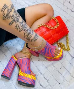 Sassy And Classy, Tattoo Practice, Pretty Tattoos For Women, Pretty Shoes Sneakers, Cute Shoes Heels, Wardrobe Accessories, Fancy Shoes, Girly Shoes, Swag Shoes