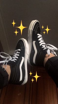 #vans #hightop #black #oldskool Black Vans Aesthetic, High Top Vans Outfit, Vans Hightop, Vans Aesthetic, Tenis Vans, High Top Vans