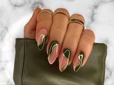 Teddy Biab, Flashy Nails, Naked Nails, Dark Green Nails, Gold Nail, Minimal Nails, Short Acrylic, Autumn Nails, Minimalist Nails