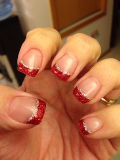 My Xmas nails Short Red French Tip, Niner Nails, Short Christmas Acrylic Nails, Biab Nails Short, French Tip Christmas Nail Ideas, Christmas Nails Short Square, Chiefs Nails, Christmas French Tips, Jeans Nails