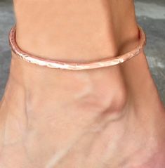 Ankle bracelet boho copper anklet boho anklet simple | Etsy Copper Anklet, Copper Projects, Hammered Copper Jewelry, Copper Jewelry Diy, Ankle Bracelets Boho, Anklet Tattoos, Black Hills Gold Jewelry, Anklet Designs, Summer Anklets