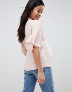 Maternity top by ASOS DESIGN V-neck Twist front Wide-cut sleeves Regular cut Fits you just right Designed to fit you from bump to baby Kimono Sleeve Top, Asos Maternity, Maternity Top, Kimono Sleeve, Baby Bumps, Twist Front, Maternity Tops, Bump, Blush Pink