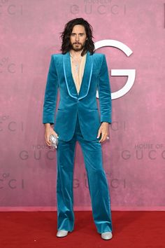 Velvet Inspiration, Gucci Red Carpet, Bimini Bon Boulash, Glam Garden, Roller Skating Outfits, Red Carpet Premiere, Bad Dresses, Gucci Suit