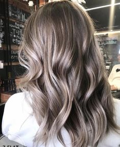 Light Brown Hair Color Ideas Summer Brunettes Ash Blonde, Short Ash Brown Hair, Dishwater Blonde Hair, Greige Hair, Dark Ash Blonde Hair, Mushroom Blonde, Braun Hair, Dishwater Blonde, Cool Blonde Hair Colour