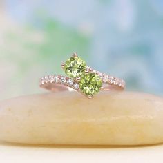 Peridot Wedding Band, Wedding Band Yellow Gold, Peridot Engagement Rings, August Birthstone Ring, Gold Anniversary Rings, Morganite Diamond, August Birthstone, Rose Yellow, Diamond Rings Bands