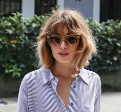 Choppy short hairstyle Messy Bob Haircut, Short Haircuts With Bangs, Messy Bob, Cortes De Cabello, Cute Short Haircuts, Choppy Hair