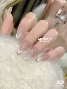 #douyin #douyininspo #chinese #chinesenail #nail #nailart #naildesign #nailtech #nailsideas #aesthetic #aestheticstyle Makeup Tuts, Asian Nails, Blush Nails, Shiny Nails, Pretty Gel Nails, Really Cute Nails, Pearl Nails, Soft Nails, Jelly Nails