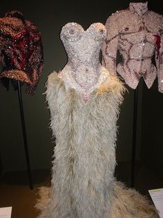 Drag Gown, Vivienne Westwood Corset Dress, Vivienne Westwood Aesthetic, Vivienne Westwood Couture, Vivienne Westwood Runway, Vivienne Westwood Corset, Feather Corset, Corset Aesthetic, Crystal Corset