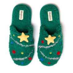 Dearfoams Novelty Holiday Scuff Slippers are charming, cozy, comfortable, and sure to put a smile on your face. Perfect for cute and cozy holiday photos and nights at home making memories with your entire family. Each slipper is fitted with a multi-density cushioned insole and topped with memory foam for a cloud-like feeling on your feet. With an indoor/outdoor outsole, the bottom of these clog slippers features molded thermoplastic rubber for added durability and constant support no matter wher Christmas Slippers, Chunky Loafers, Cozy Holiday, Knit Shoes, Clog Slippers, Faux Fur Slippers, Closed Toe Shoes, Fur Slippers, Mary Jane Flats