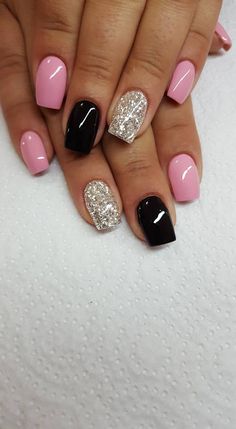 Pink Black And Silver Nails, Black And Pink Nails Short, Light Pink And Black Nails, Pink And Black Nails Short, Black Spring Nails, Light Pink Acrylic Nails, Black Nails With Glitter