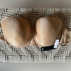 Nwt Fantasie Smoothing Moulded Strapless Bra - Nude 32 G (Dddd) Questions? Leave A Comment Below! Bandeau Shapewear With Medium Bust Support, Beige Push-up Bra With Lined Body, Convertible Bra, Balcony Bra, White Bras, Full Coverage Bra, Support Bras, T Shirt Bra, Strapless Bra