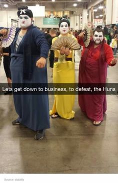 AHHHHHHH!!!! IM IN LOVE!!!❤️❤️❤️❤️❤️❤️❤️❤️ The Huns, Disney Humor, Punny Halloween Costumes, Funny Vine, Hallowen Costume, Flynn Rider, Disney Jokes, Group Halloween Costumes, Costumes Ideas