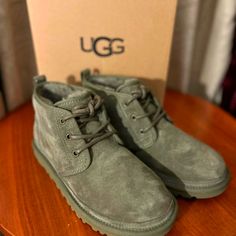 Burnt Green Brand New Ugg Neumel Boots Women's. Size 7 Green Lace-up Casual Boots, Green Casual Lace-up Boots, Casual Green Lace-up Boots, Green Casual Low-top Boots, Ugg Boots Neumel, Ugg Neumel Boots, Ugg Neumel, Green Brands, Ugg Boots