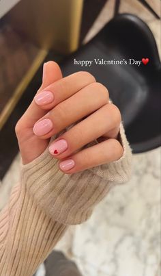 Short Gel Nails, Simple Gel Nails, Minimal Nails, Work Nails, Cute Gel Nails, Minimalist Nails, Heart Nails