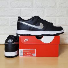 Nike Dunk Low 75th Anniversary Spurs Black Diamond Gs: Size 7y / Mens: Size 7 / Womens: Size 8.5 Color: Black Chrome Style Code: Dc9560-001 Condition: New With Box All Items Listed Are 100% Authentic, Purchase With Confidence. Shipped Within 48 Hours Of Purchase With Tracking Number Update. Feel Free To Message Us With Any Questions. Thank You Silver Sneakers With Metallic Logo For Streetwear, Classic Silver Sneakers For Streetwear, Silver Custom Sneakers With Rubber Sole For Streetwear, Custom Silver Sneakers With Rubber Sole For Streetwear, Classic Silver Sneakers, Classic Silver High-top Sneakers, Nike Metallic Sneakers For Streetwear, Classic Silver Sneakers With Boost Midsole, Nike Black Sneakers With Reflective Details