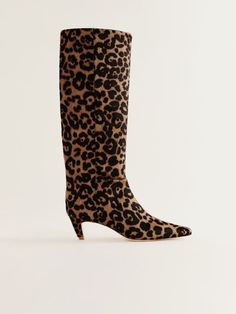 Knee deep. Shop the Remy Knee Boot from Reformation, a slim fit, knee high, square toe boot that runs true to size. Amina Muaddi Boots, Leopard Print Boots, Work Wear Outfits, Leather Boots Heels, Fall Items, Statement Shoe, Boot Print, Knee Boot, Vintage Inspired Dresses