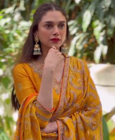 👗 Punit Balana 💍 AQUAMARINE Jewellery | January 2024 Aditi Rao Hydari Anarkali Suits, Aditi Rao Saree Look, Aditi Rao Traditional Outfits, Aditi Rao Hydari Indian Outfits, Aditi Rao Hydari Indian Outfits Saree, Aditi Rao Hydari Saree, Kurta Inspiration, Indian Outfits Modern, Best Indian Wedding Dresses