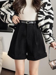 Dark Academia High Waist Shorts Grunge Outfits Black, Fall Sweaters For Women, Aesthetic Clothing Stores, Denim Hoodie, Jogger Pants Casual, Black High Waisted Shorts, Baby Tees Y2k, Corduroy Shorts, Dark Academia Aesthetic