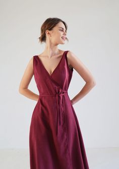 V Neck Linen Dress Rossie | linenhandmadestudio.com V Neck Linen Dress, Linen Wrap Dress, Sleeveless Linen Dress, Sleeveless Wrap Dress, Skirt Crop, Fall Winter Dresses, Pinterest Closet, Long Summer Dresses, Linen Dresses