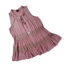 Signature Studio Pink Lace Crepe Ruffled Vest Medium Condition- Brand New With Tags. No Stains. No Damage. Measurements- Chest 44", Waist 42", Length 33" Fabric Content- Body- 55% Rayon, 45% Polyester Decoration- 100% Polyester Tags- Cover-Up, Shear, Lace, Crepe, Crinkled, Tie Front, Open Front, Sleeveless, Light Pink, Ivory, Cream Chic Pink Blouse With Lace Trim, Pink Ruffled Tops For Day Out, Casual Pink Blouse With Ruffle Hem, Fitted Pink Blouse With Ruffle Hem, Pink Ruffled Blouse For Day Out, Pink Tops With Ruffle Hem For Day Out, Pink Top With Ruffle Hem For Day Out, Pink Ruffle Hem Top For Day Out, Pink Feminine Top With Ruffles