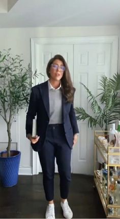 Interview Outfit Masc Women, Professional Masculine Outfits Women, Women Suit Outfits Wedding, Lesbian Wedding Outfits Casual Guest, Lesbian Pant Suit, Business Casual Tomboy Work Outfits, All Black Outfit For Wedding Guest, Unisex Business Casual Outfits, Tomboy Semi Formal Outfits