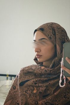 Pashmina Hijab Aesthetic, Pashima Scarf, Pashmina Scarf Outfit, Pashmina Hijab Outfit, Pashmina Outfit, Pashmina Hijab, Simple Hijab, Niqab Fashion