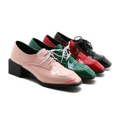 Item Description Women's Shoes Size Chart US AU UK EUR SIZE Length 4.5 3 2.5 35 35 22.1-22.5CM 5 4 3 36 36 22.6-23CM 6 5 4 37 37 23.1-23.5CM 7 6 5 38 38 23.6-24CM 8 7 6 39 39 24.1-24.5CM 9 8 7 40 40 24.6-25CM 9.5 8.5 7.5 41 41 25.1-25.5CM 10 9 8 42 42 25.6-26CM 10.5 9.5 8.5 43 43 26.1-26.5CM     Notice: It may have little color difference according to different screen. Hope you can understand! Any problem, contact me for satisfying solution. Reply in 24 hours as time difference.  Payment 1. We a Spring Patent Leather Lace-up Shoes With Round Toe, Casual Lace-up Patent Leather Shoes, Spring Patent Leather Lace-up Shoes, Casual Patent Leather Oxfords With Pointed Toe, Casual Patent Leather Closed Toe Oxfords, Spring Round Toe Patent Leather Oxfords, Spring Patent Leather Round Toe Oxfords, Retro Style Pointed Toe Leather Shoes For Spring, Trendy Lace-up Patent Leather Oxfords