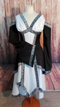 Celtic priestess Dress