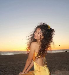 Athena Katoanga, Beach Girl Aesthetic, Summer Picture Poses, Hairdos For Curly Hair, Island Girl, Summer Photos, Instagrammer, Summer Pictures, Beach Aesthetic