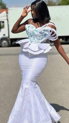 African Long Dress, African Lace Dress, Lace Dress Classy, African Bridal Dress, African Traditional Wedding Dress, Nigerian Lace Styles Dress, African Bride, Short African Dresses, Best African Dresses