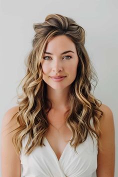 40 Beautiful Beach Wave Hairstyles to Elevate Your Look. Looking for beautiful beach wave hairstyles to elevate your style? These stunning, creative waves will give you a gorgeous look, perfect for any occasion! High Ponytails