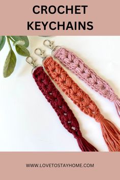 Crochet keychains using up all the scrap yarn Crochet Keyring Free Pattern, Crochet Keyrings, Crochet Key Chains, Crochet Lanyard, Crochet Projects To Sell, Wristlet Patterns, Crochet Craft Fair, Fast Crochet, Quick Crochet Projects