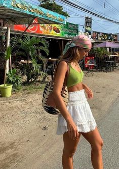 Trendy Beach Coverups, Comfy Beach Outfit Summer, Outfits For Phuket, Tropical Island Aesthetic Outfits, Phuket Outfit Ideas Women, Mauritius Aesthetic Outfits, Aesthetic Hawaiian Outfit, Galapagos Islands Outfits, Thailand Summer Outfits