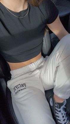 Crop Top Outfits Comfy, Tank Top Outfits With Sweatpants, Black Top With White Pants, Crop Top Outfits With Sweatpants, Target Crop Tops, Black Crop Top With Sweatpants, Sweatpants Cute Outfits, Sweatpants Outfit Crop Top, How To Style White Crop Top