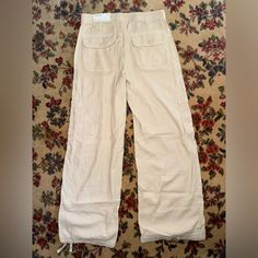 Cream Size 4 Stretch Relaxed Cargo Pant Wide Leg Cinched Ankle Leg Stretching, Cargo Pant, Stretch Pants, Pant Jumpsuit, American Eagle Outfitters, American Eagle, Wide Leg, Pants For Women, Size 4