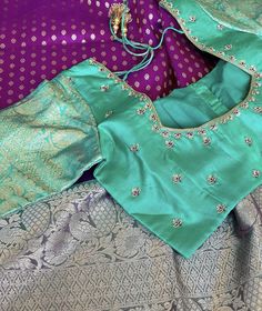 Silpa Designers, Lavender Saree, Minimal Embroidery, Aari Blouses, Baby Lehenga, Simple Blouses, Saree Jacket Designs, Pavadai Sattai, Best Blouse Designs