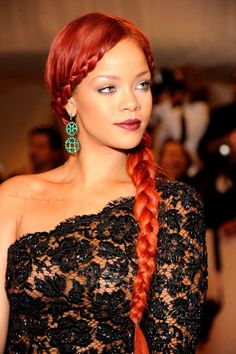 24 Hairstyles That Were Made for One-Shoulder Dresses Hairstylist Education, Rihanna Red Hair, Hairstyle Bridesmaid, Rihanna Hairstyles, Asymmetrical Hairstyles, Shoulder Hair, Professional Hairstylist, Cool Braid Hairstyles, Funky Hairstyles