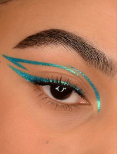 Cute Halloween Makeup, Carnival Makeup, Pride Makeup, Graphic Eyeliner, Makeup Idea, Makeup Stuff, Makeup Eyes