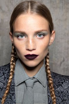 Rebecca Leigh, Hairstyles Model, Face Inspiration, Slicked Hair, Slick Hair, Summer Hair Trends, Runway Hair, Color Makeup