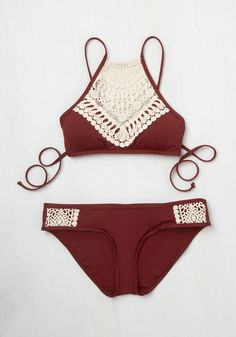 Afternoon Float Swimsuit Top. Make midday even more marvelous by slipping into this burgundy bikini top for a glide along the waters surface. #red #modcloth Burgundy Swimsuit, Vintage Bathing Suits, Cute Bathing Suits, Summer Swim Suits, Summer Suits, Cute Swimsuits, Cute Bikinis, Maxi Skirts, Wine Colored