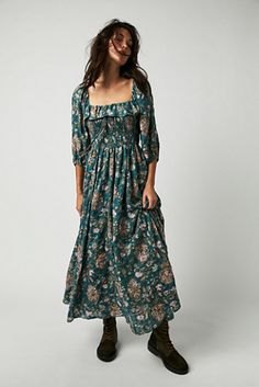 Oasis Printed Midi Dress | Free People Ruffle Midi Dress, Ruffles Fashion, Langer Rock, Vintage Elegant, Boho Maxi Dress, Printed Midi Dress, Types Of Skirts, Floral Maxi, Flowing Maxi Dress